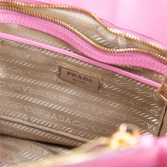 PRADA Handbag - Picture 3 of 6